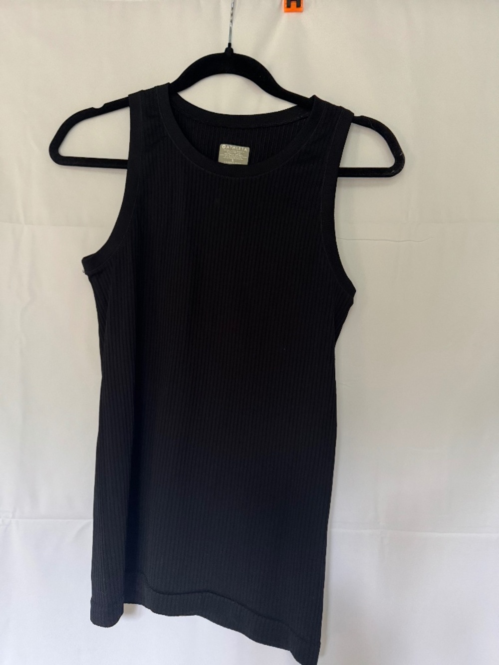 Athleta fitted ribbed high-neck tank in women's size Small. Black